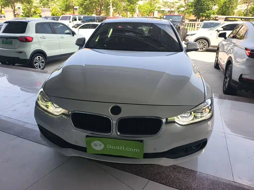 BMW 3 Series — миниатюра 3