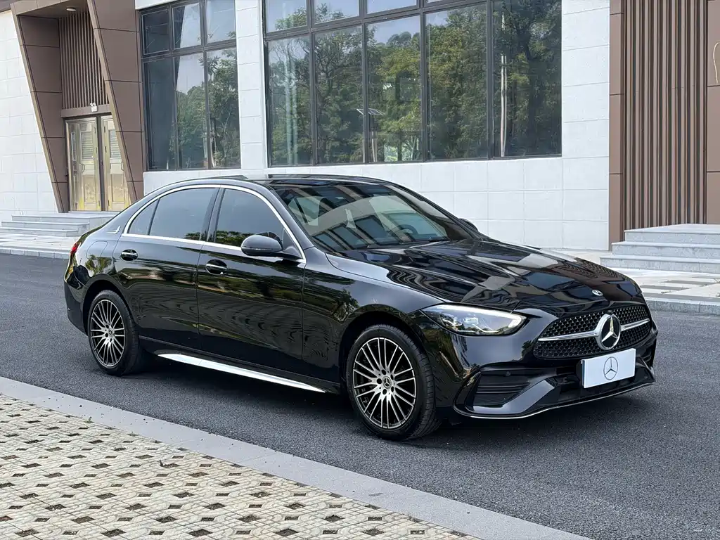 Mercedes-Benz C-Class — миниатюра 8