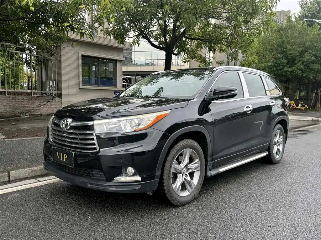 Toyota Highlander 2016