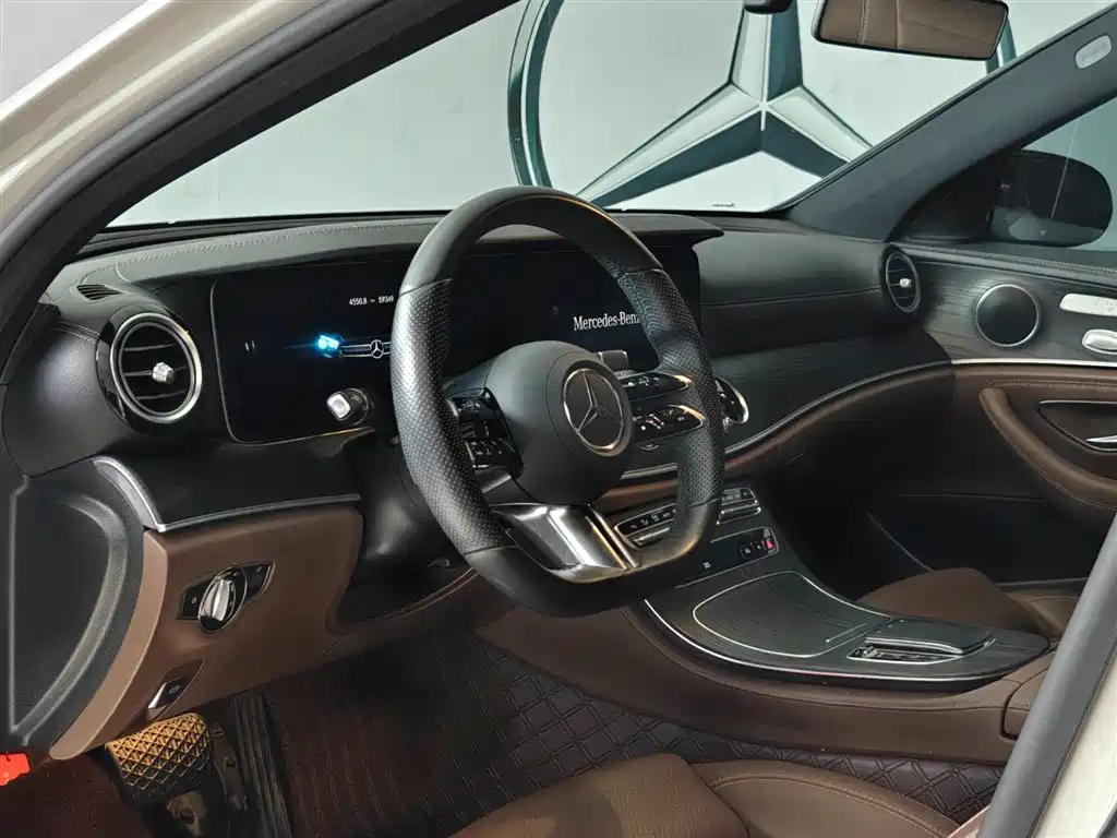 Mercedes-Benz E-Class E 2022 E 300 L Sport Fashion
