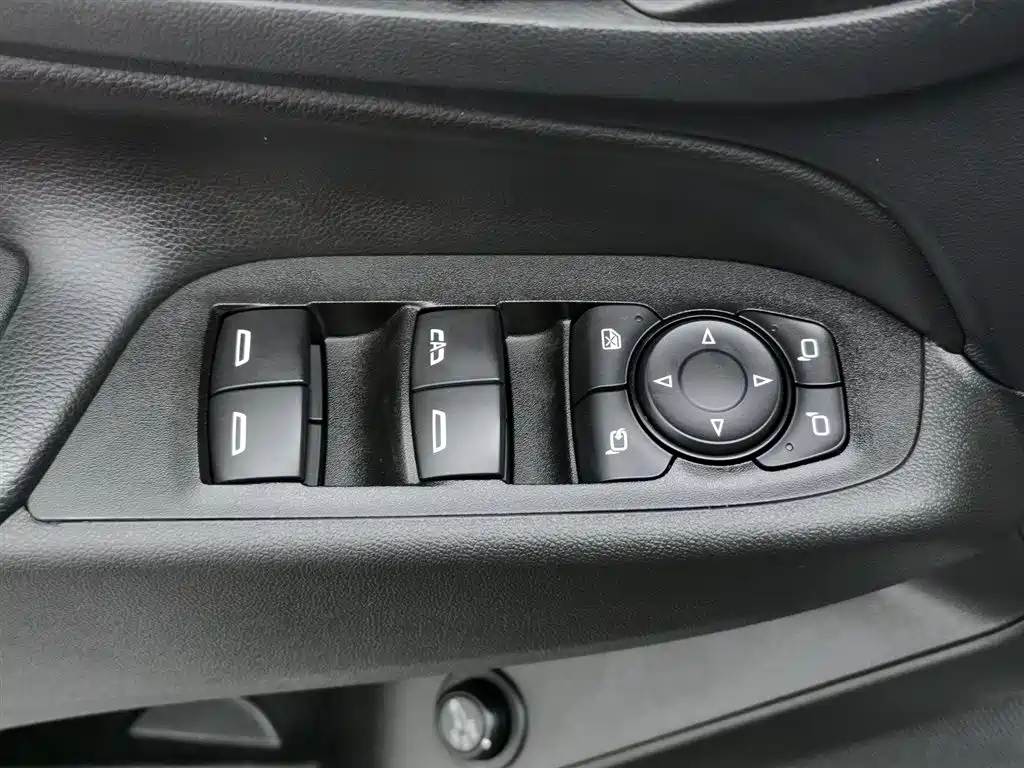 Chevrolet Equinox 2019 535T AT V