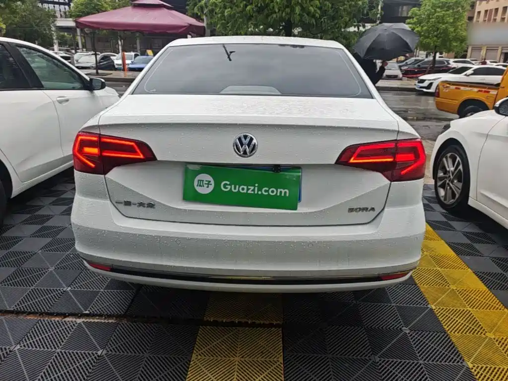 Volkswagen Bora — миниатюра 6