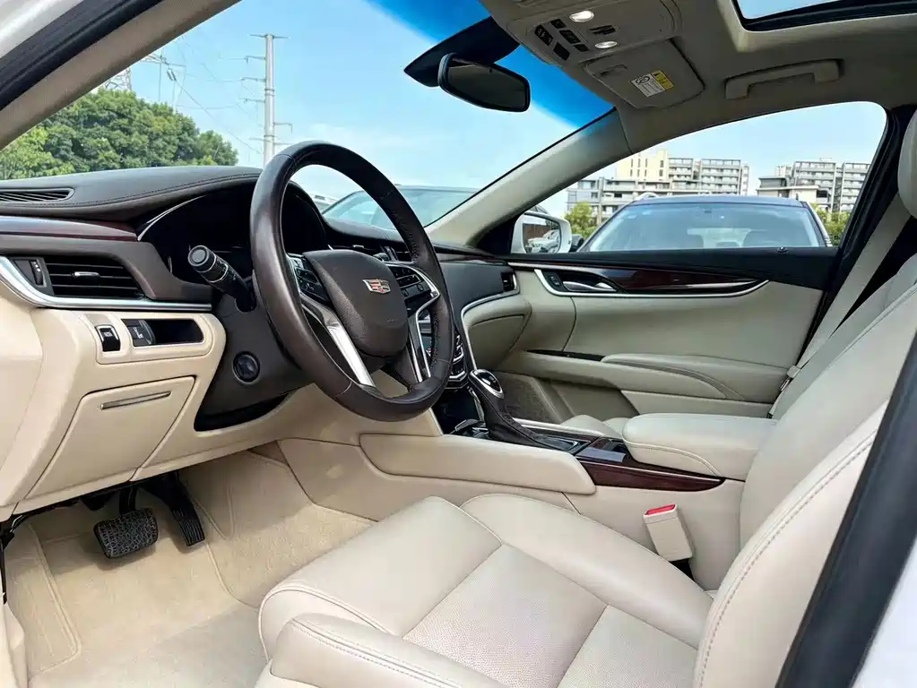 Cadillac XTS — миниатюра 9