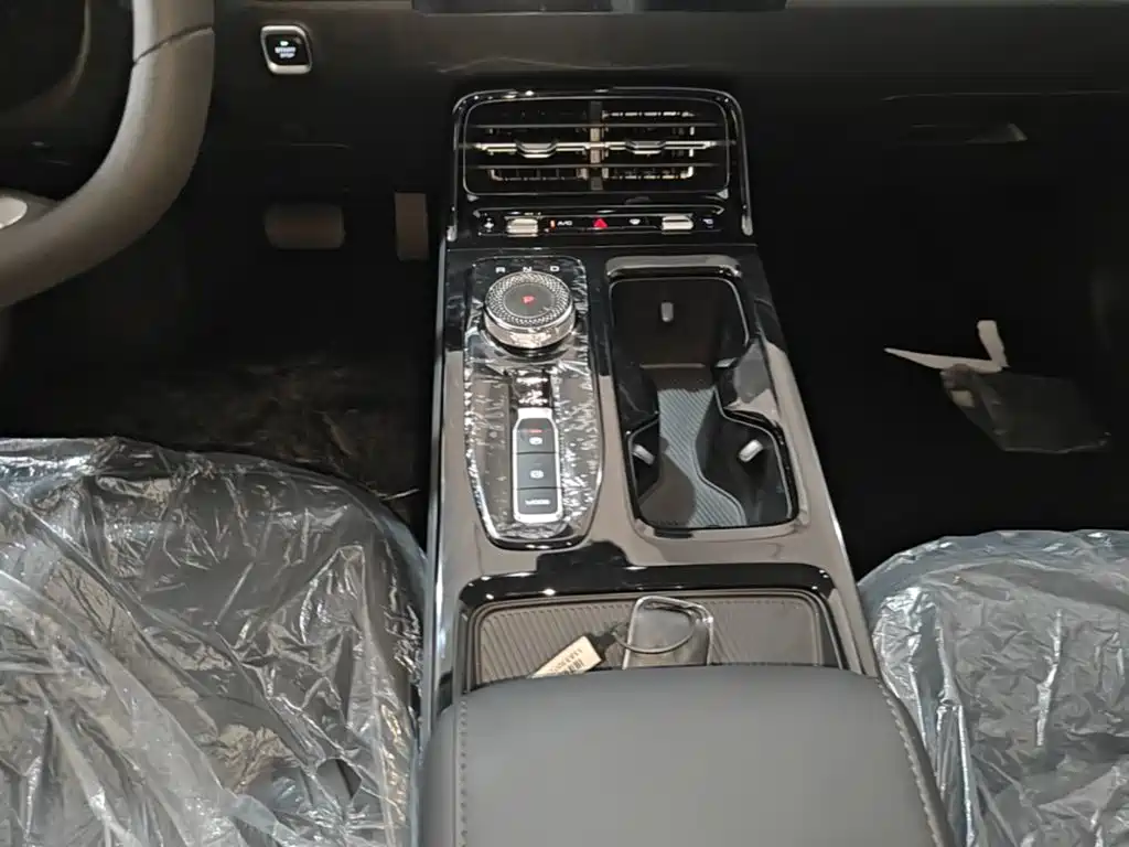 Wuling 五菱E5 — миниатюра 14