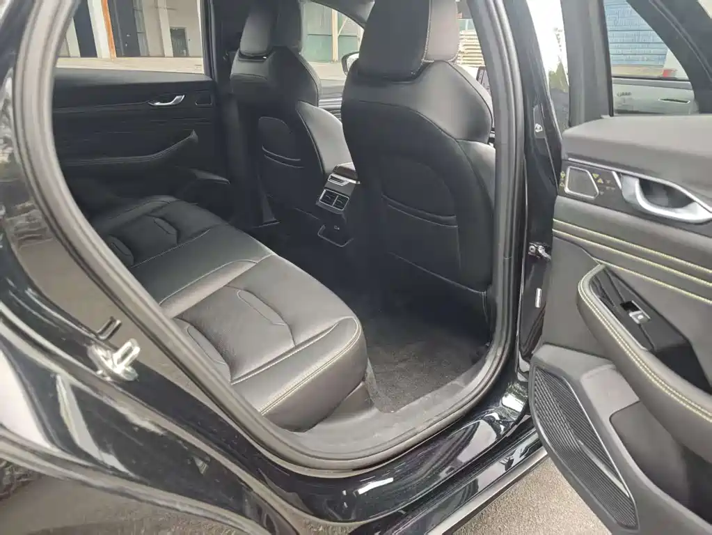 GEELY AUTOMOBILE XINGRUI