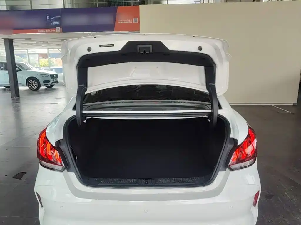 MG MG5 — миниатюра 19