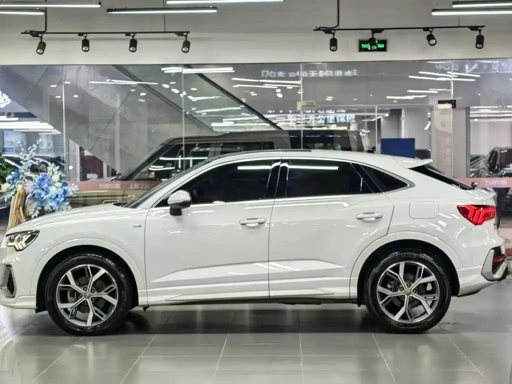 Audi Q3 Sportback — миниатюра 3