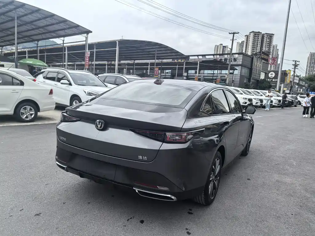 Changan Yida — миниатюра 11