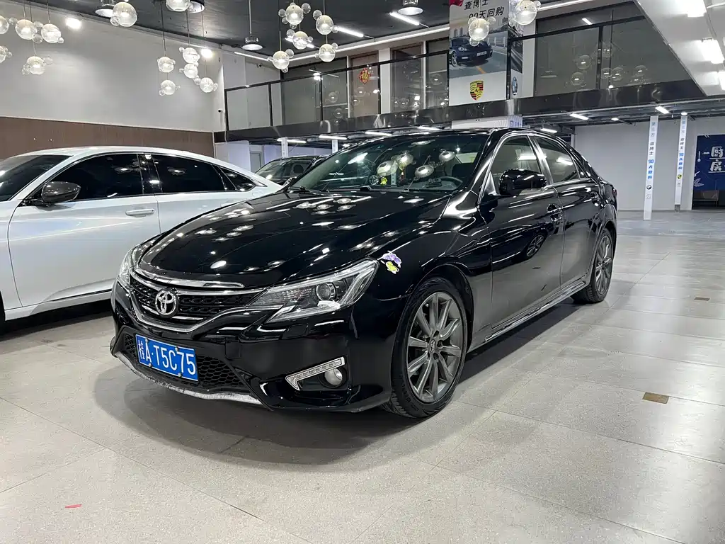 Toyota Reiz 2016