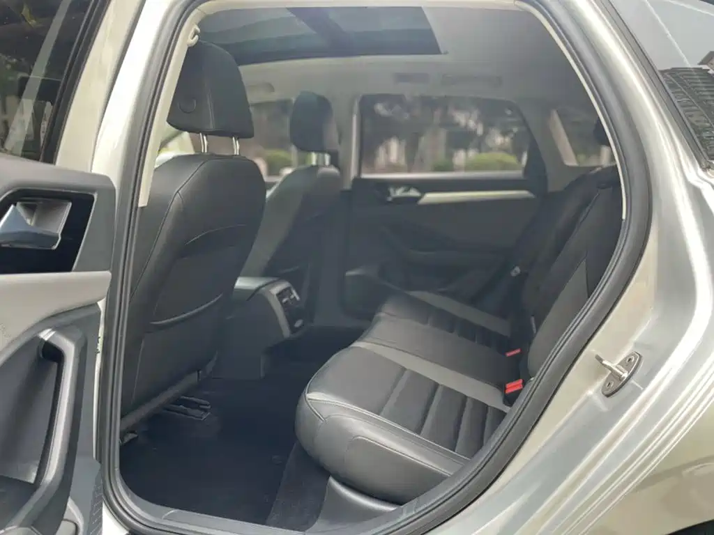 Volkswagen Sagitar — миниатюра 13
