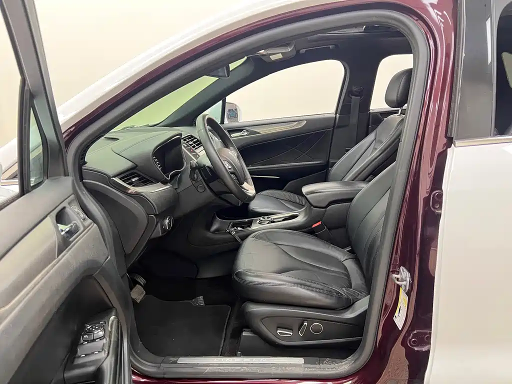 Lincoln MKC 2.0T 2WD Premium Edition, фото 17