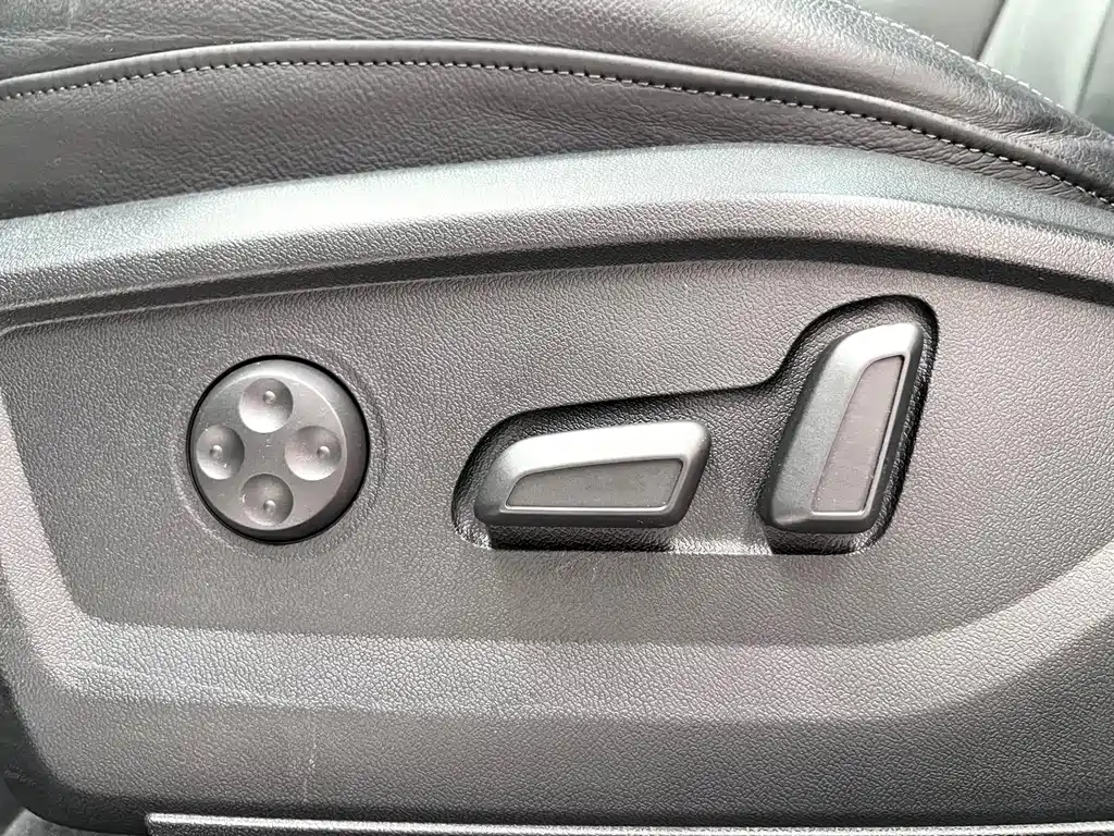 Audi Q2L — миниатюра 10