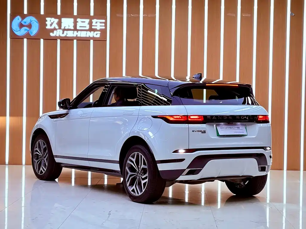 Land Rover Evoque PHEV — миниатюра 9