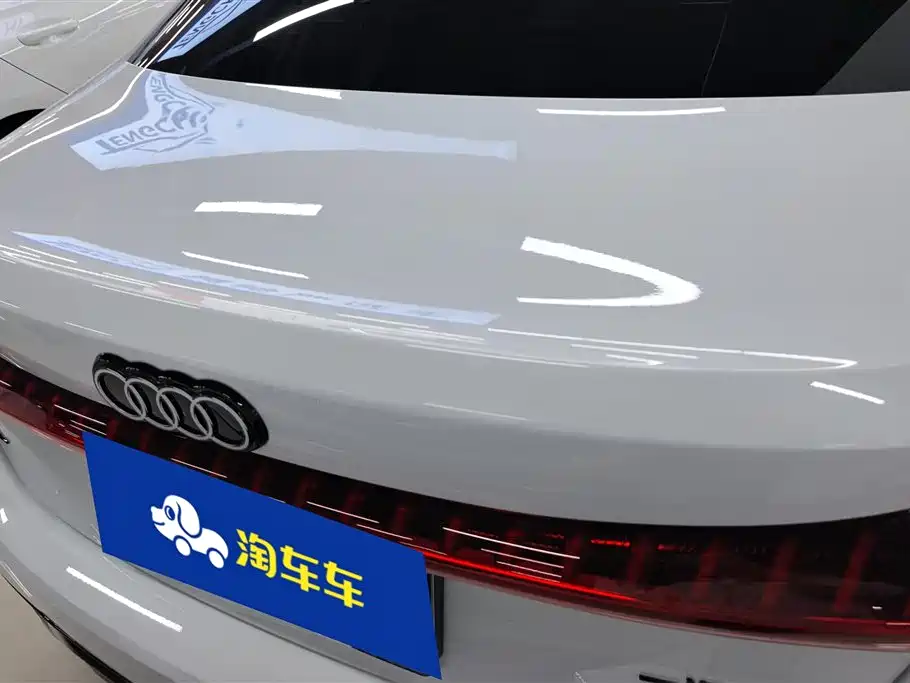 Audi A5L 2026 2.0T Sport