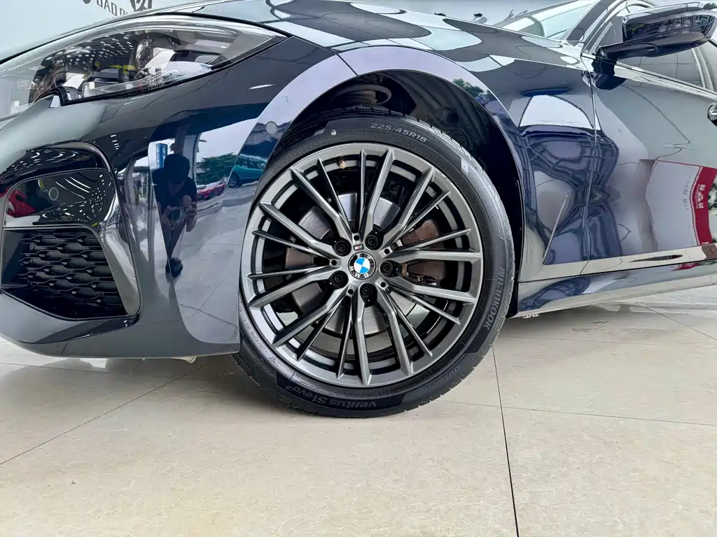 BMW 3 Series — миниатюра 21