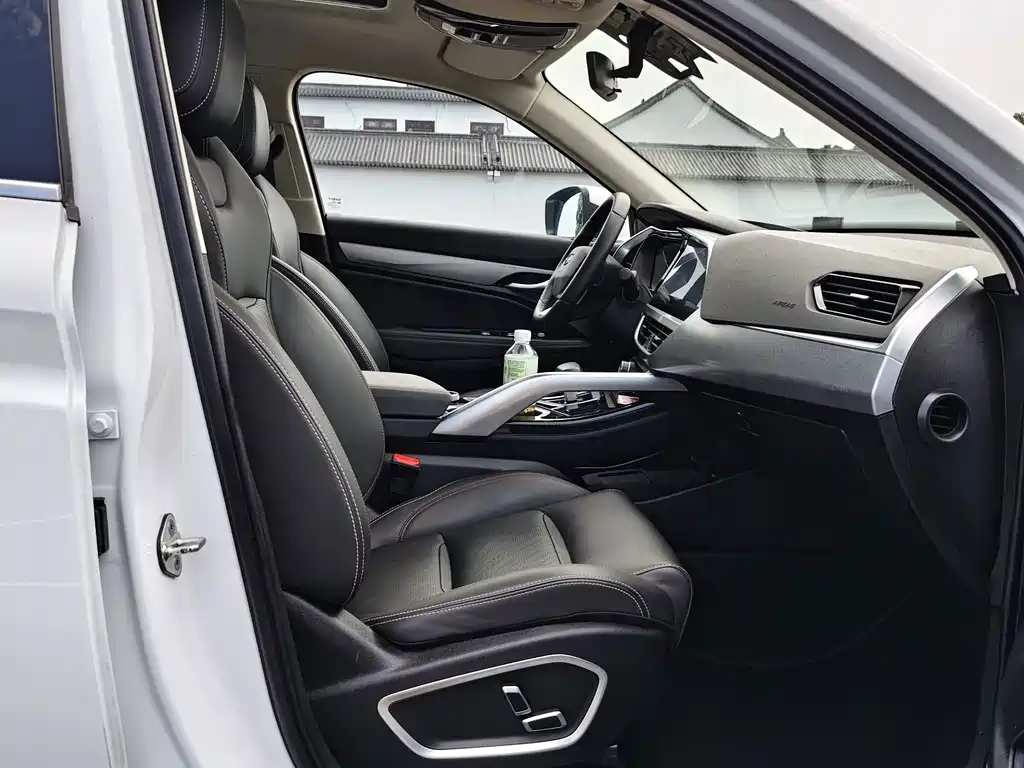 Geely Xingyue S — миниатюра 13