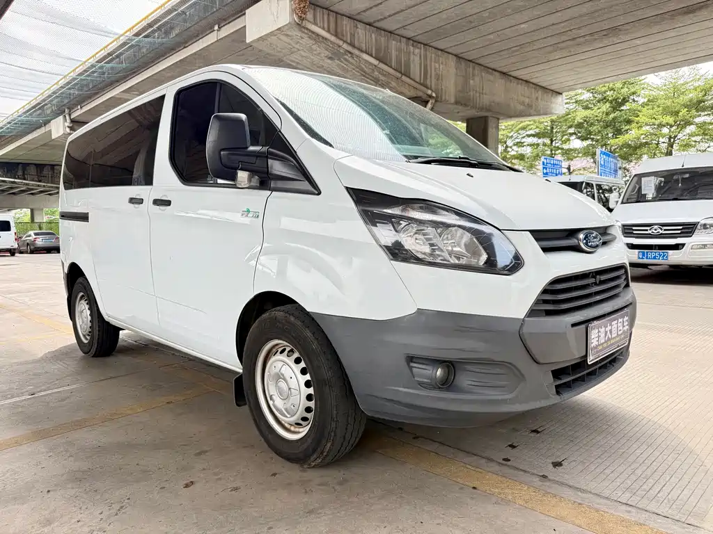 Ford Transit — миниатюра 3