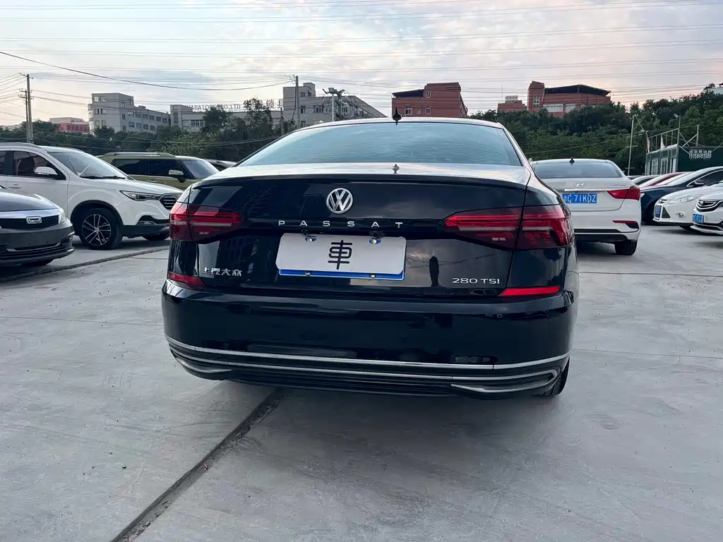 Volkswagen Passat — миниатюра 6