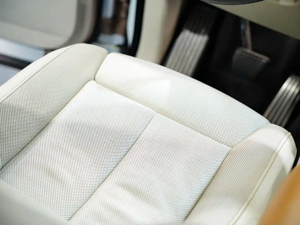 Rolls-Royce Cullinan — миниатюра 46