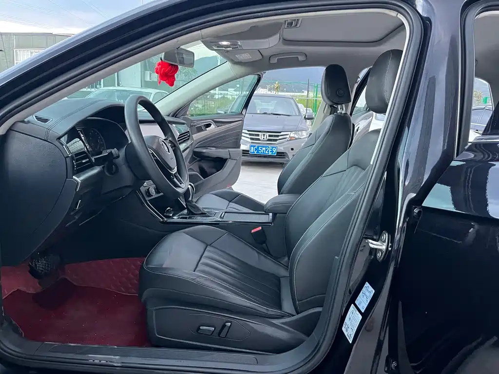 Volkswagen Passat — миниатюра 14