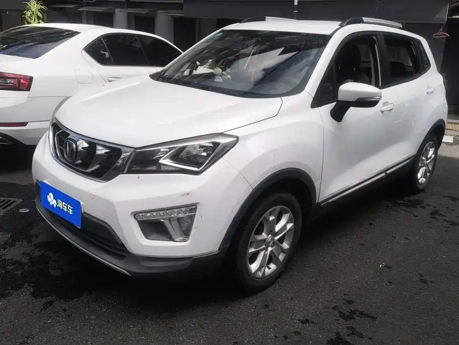 Changan CS15