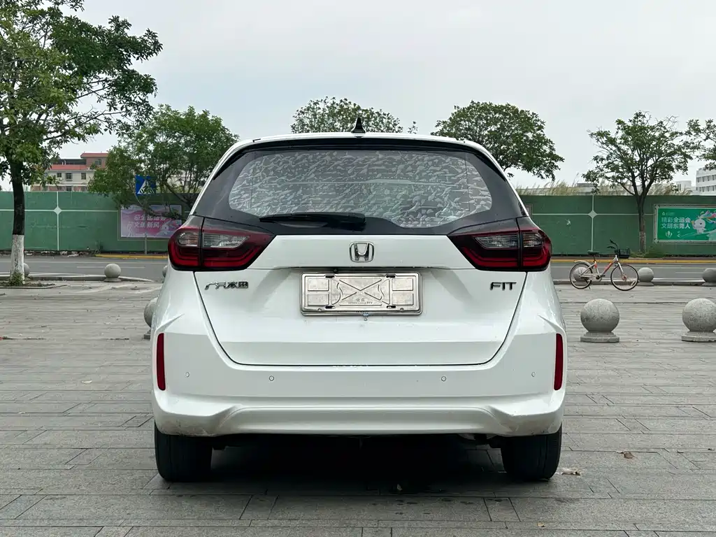 Honda Fit - фото 10