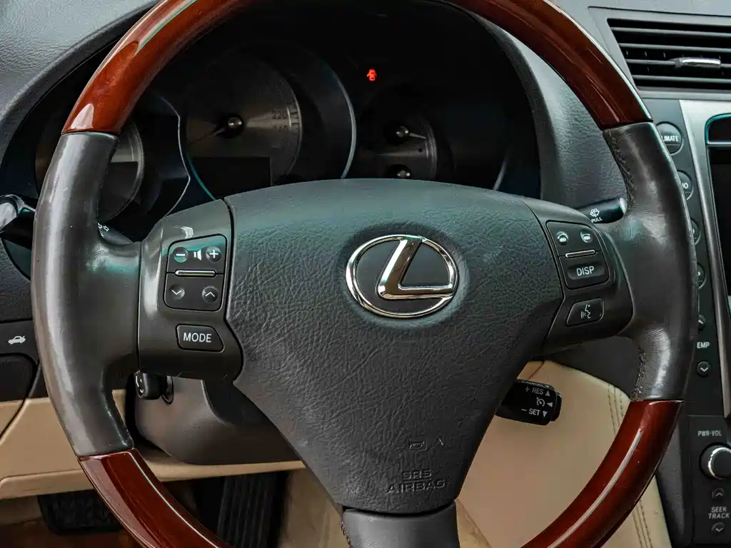 Lexus GS — миниатюра 13