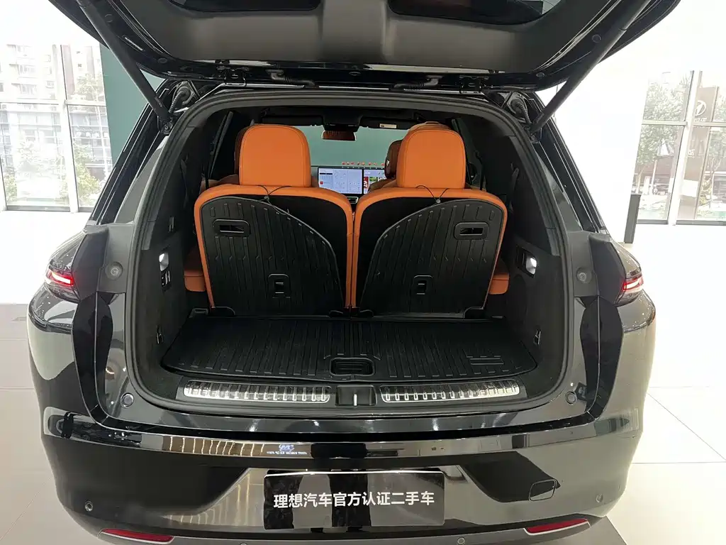 Li Auto Li L8 — миниатюра 4