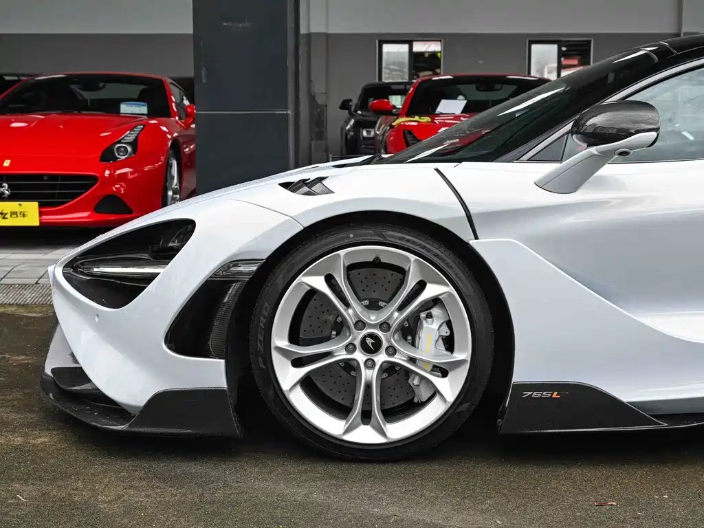 McLaren 720S — миниатюра 21