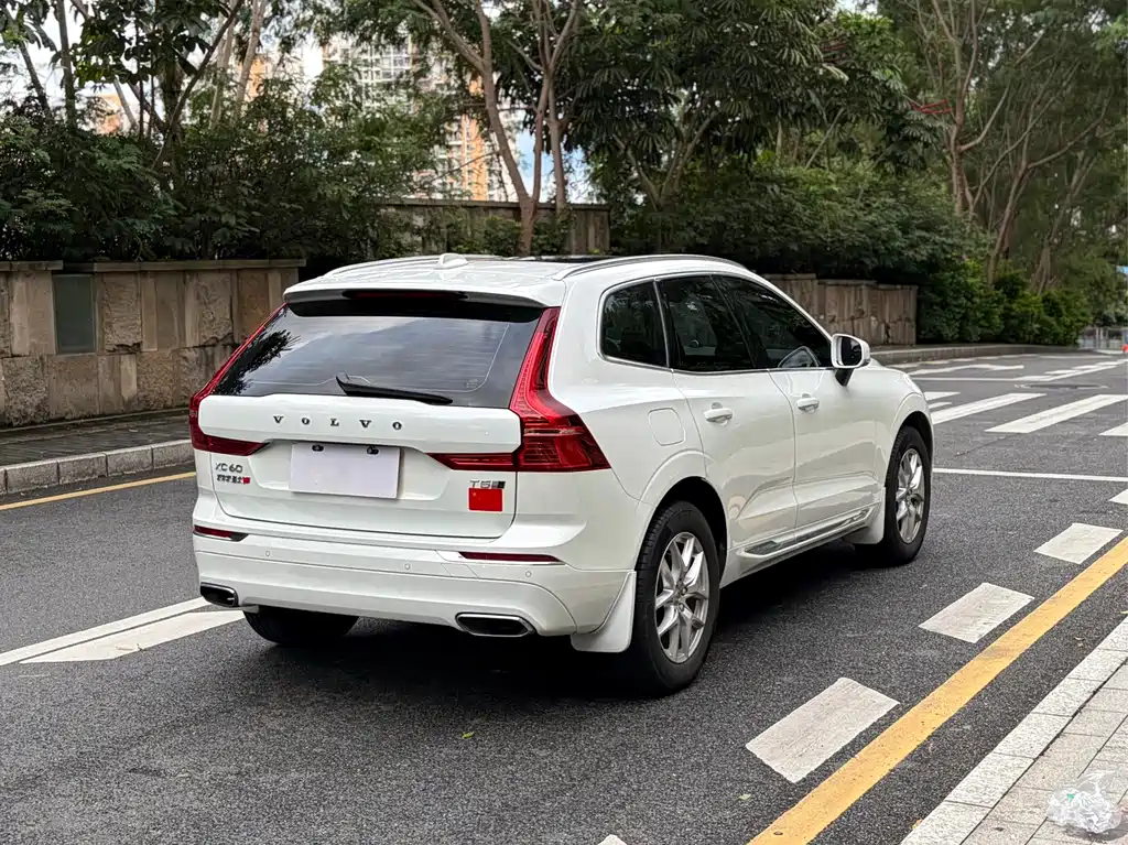 Volvo XC60 — миниатюра 16