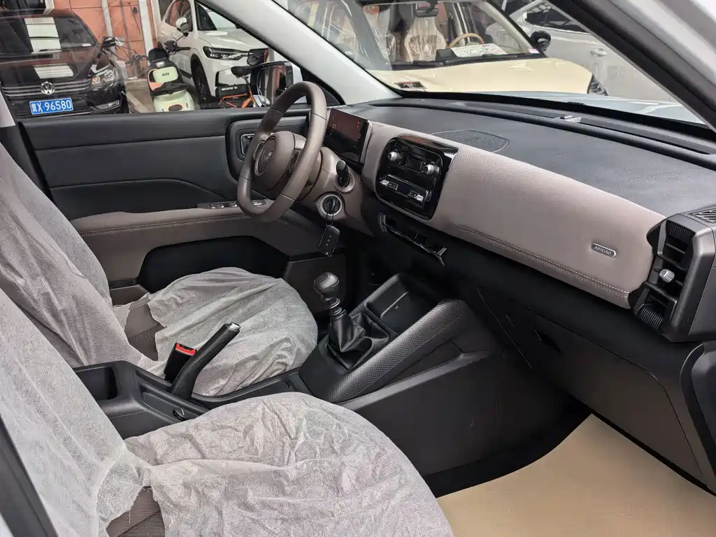 Wuling Xingguang 560 — миниатюра 12