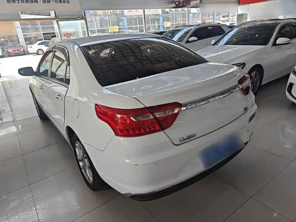 Geely Vision — миниатюра 5