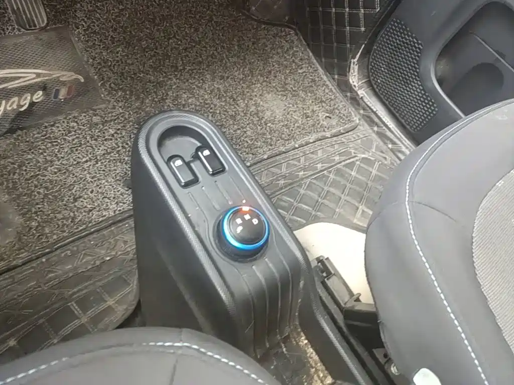 Wuling MINIEV — миниатюра 14