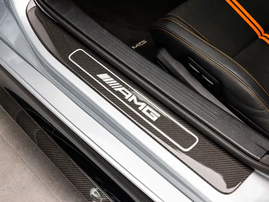 MERCEDES-BENZ AMG GT