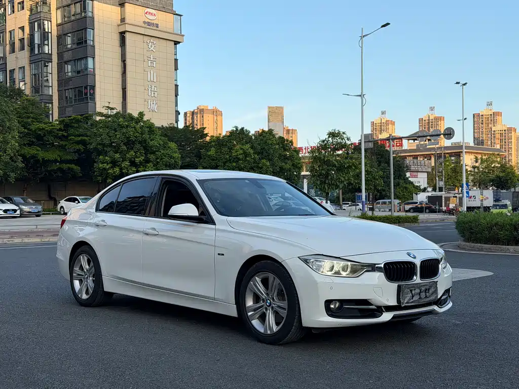 BMW 3 Series 3 2014 320i Sport