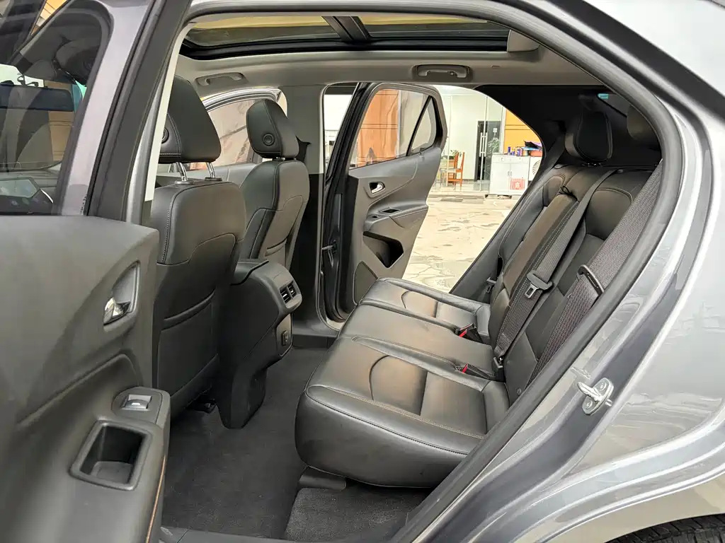 Chevrolet Equinox 535T Auto Speed Realm Edition China VI, фото 12