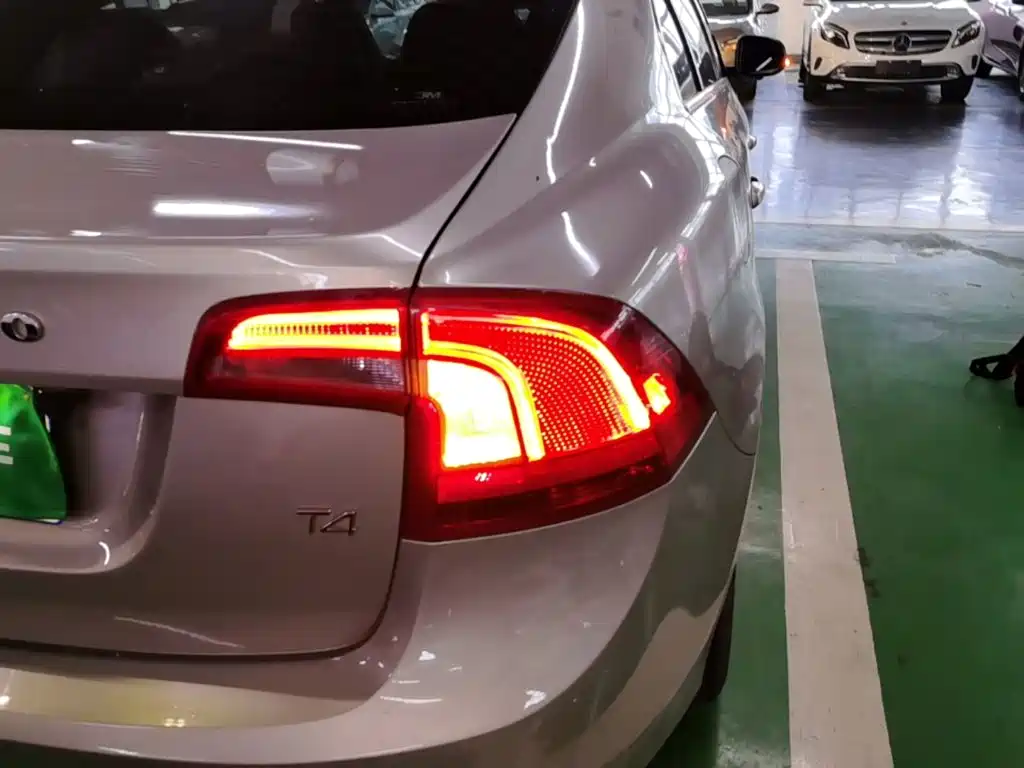 Volvo S60 — миниатюра 8