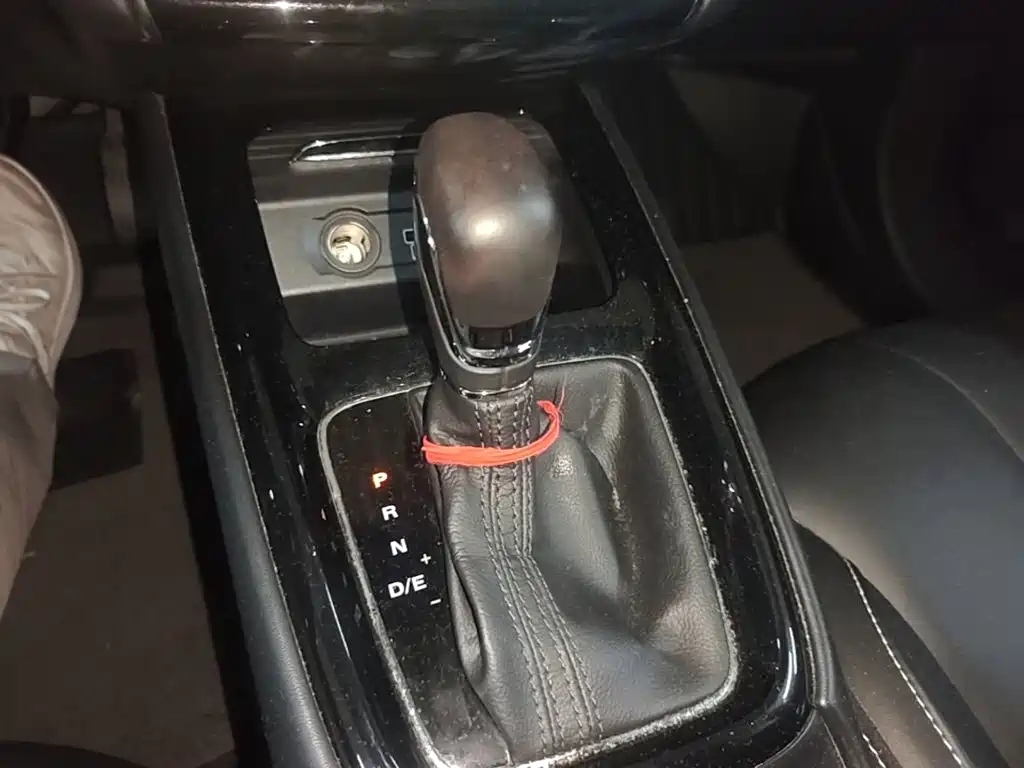 Roewe i5 — миниатюра 14