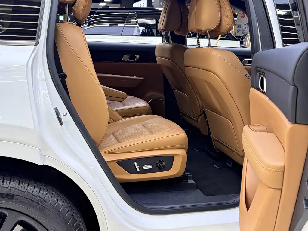Li Auto Li ONE — миниатюра 17