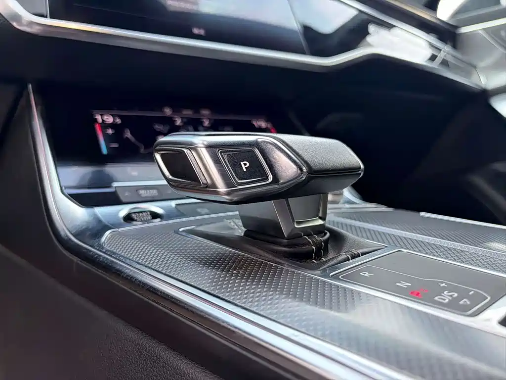 Audi A6L 2022 45 TFSI