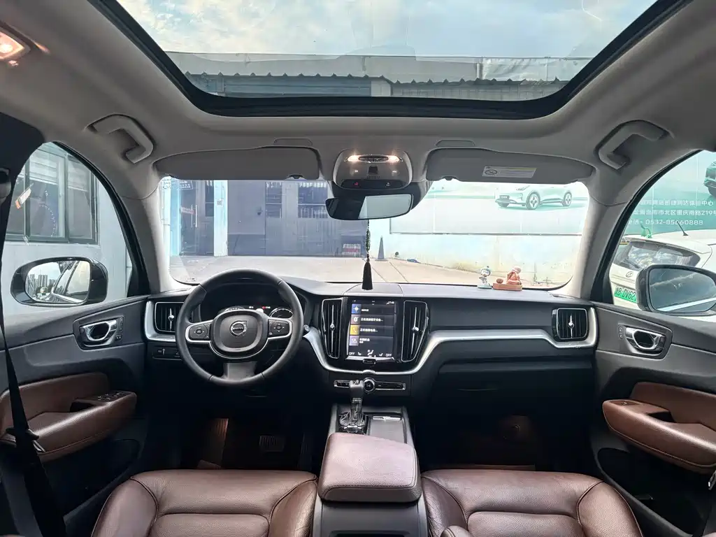 Volvo XC60 — миниатюра 12