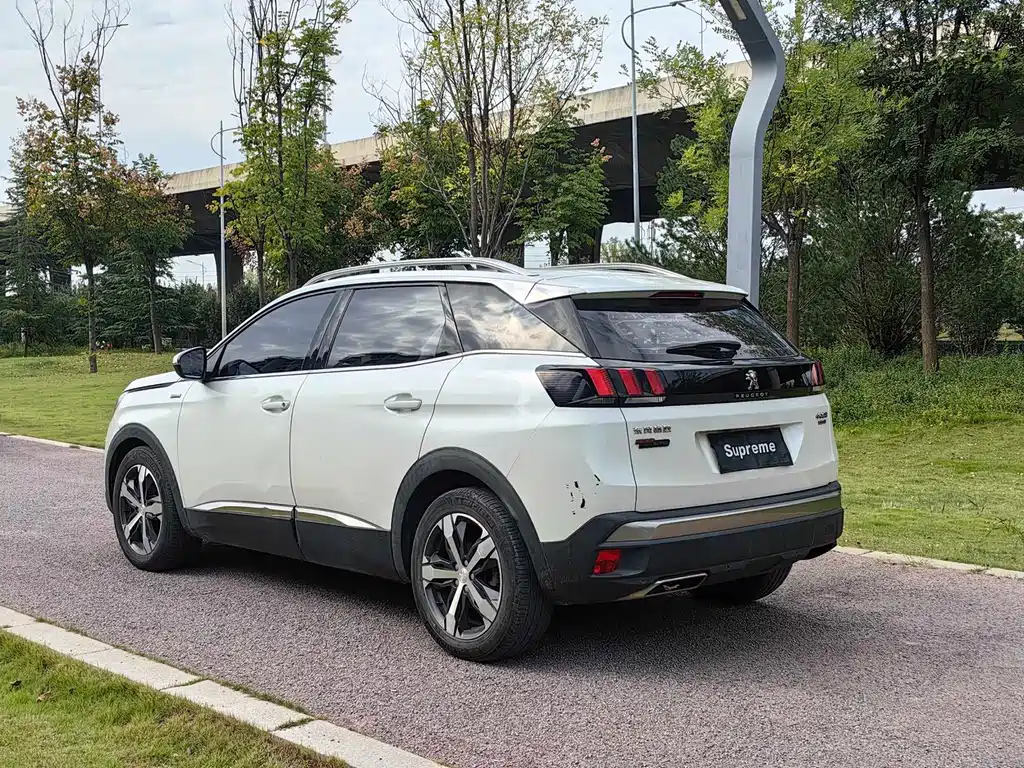 Peugeot 4008 — миниатюра 10