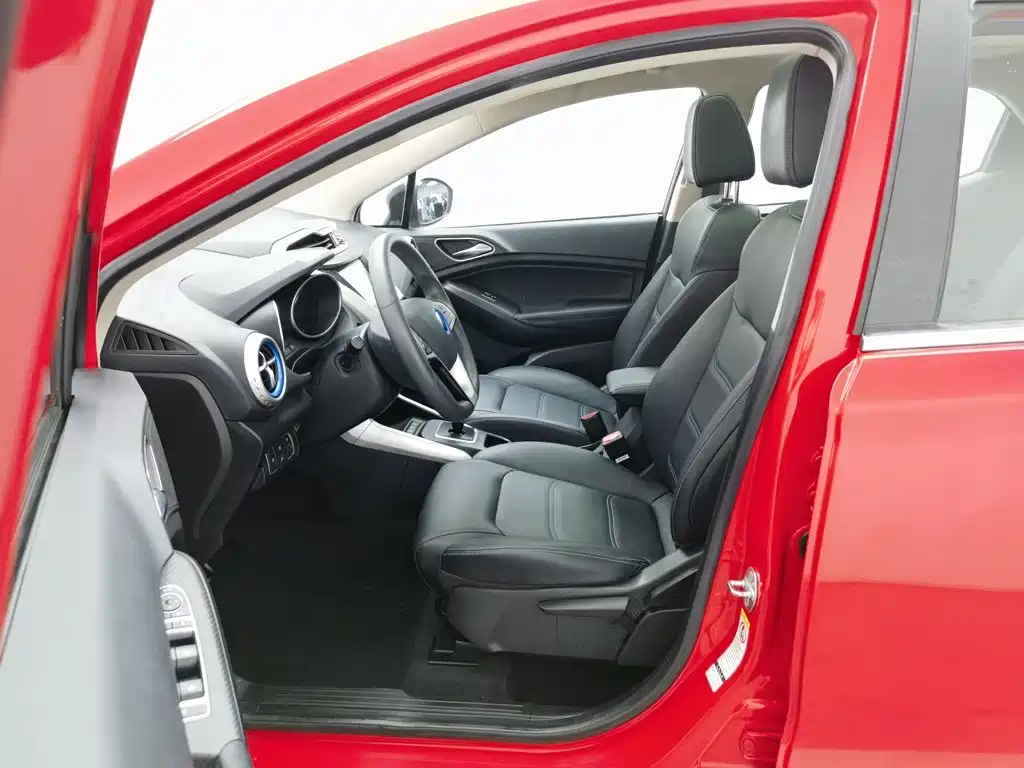 BYD Yuan EV — миниатюра 10
