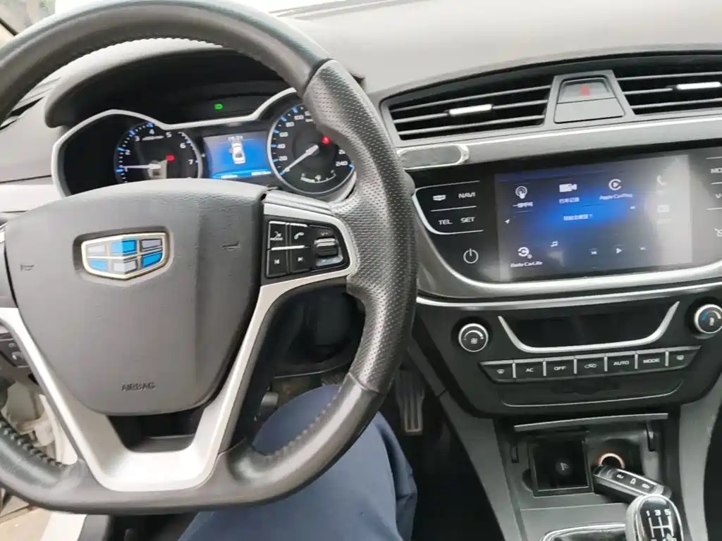Geely Emgrand — миниатюра 10