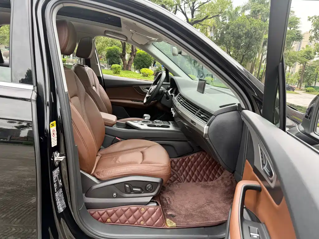 Audi Q7 — миниатюра 17