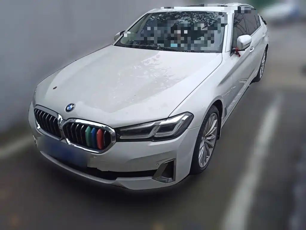BMW 5 Series — миниатюра 2