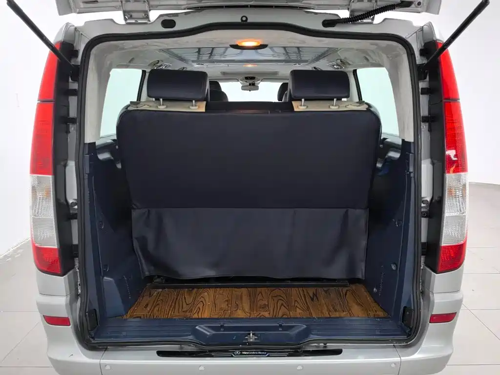 Mercedes-Benz Vito — миниатюра 10