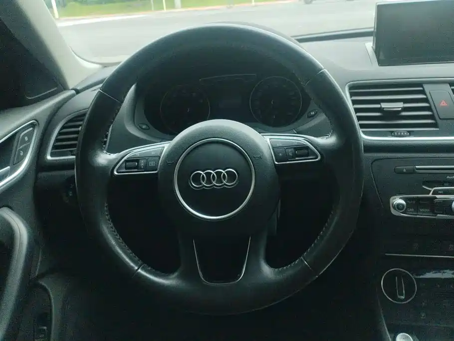 Audi Q3 — миниатюра 15