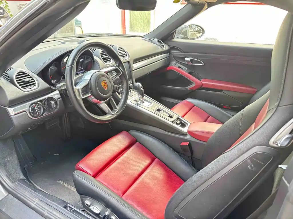 Porsche 718 2018 Boxster 2.0T