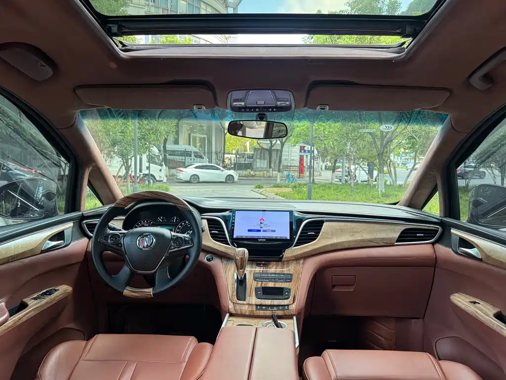 Buick GL8 — миниатюра 14